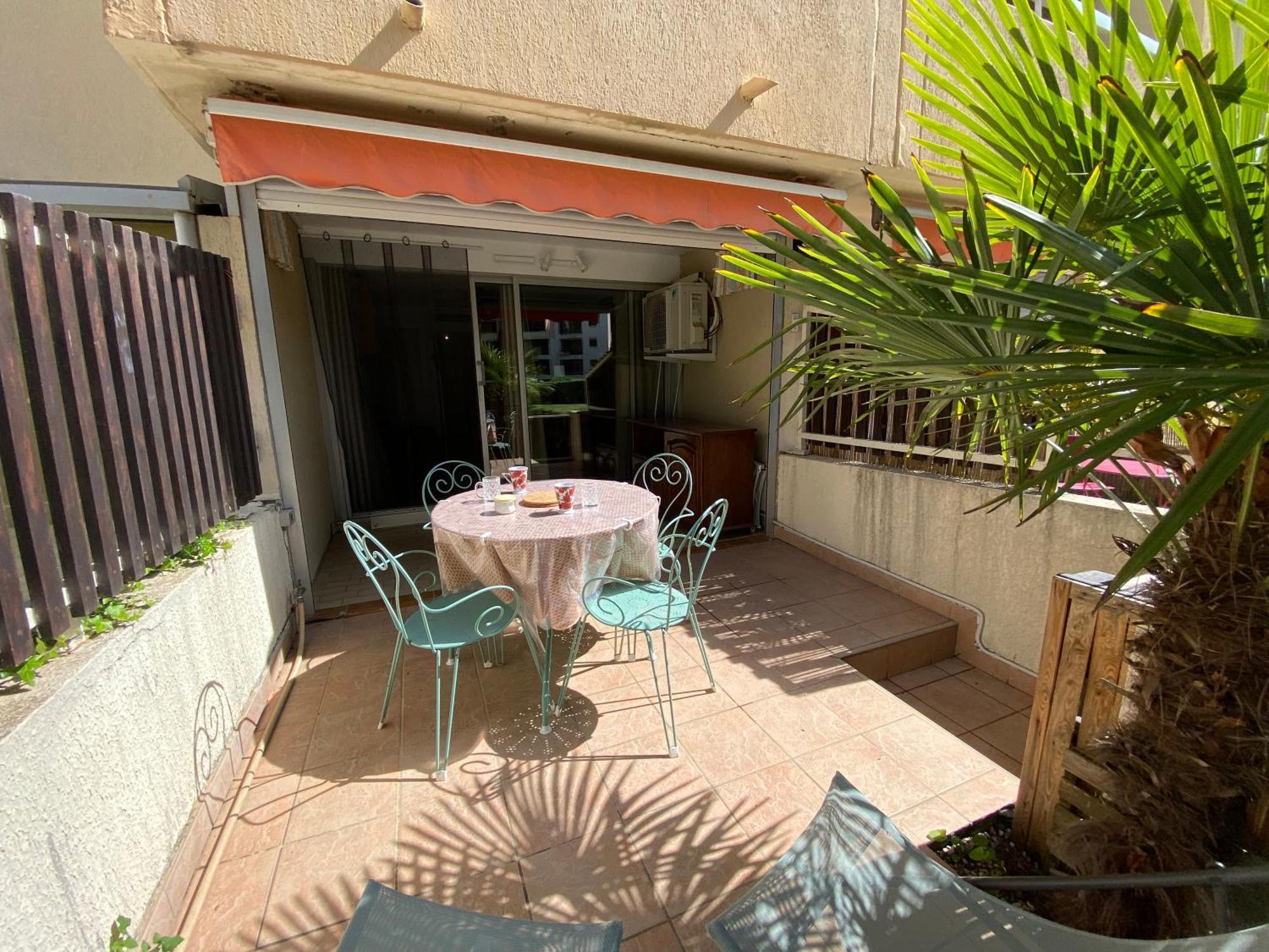 Sol-Y-Days Los Amigos, Studio 4 Couchages En Rez-De-Jardin, Avec Grande Terrasse Et Parking, A 250M De La Plage Ле-Гро-дю-Руа Экстерьер фото